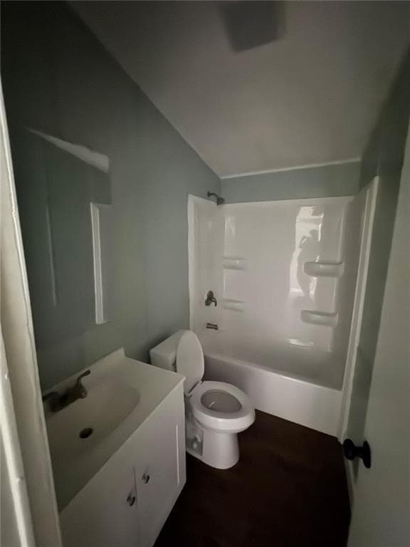 2 bedroom, 2 bathroom, 1,008 sq ft single family residence for sale at 2637 Old Grade Road, Dalton, GA 30721 — photo 3