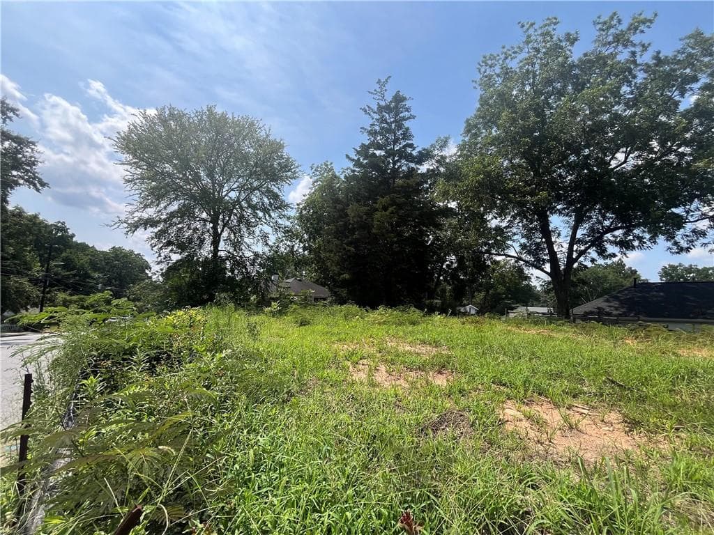 single family residence for sale at 464 Chappell Road, Atlanta, GA 30318 — photo 7