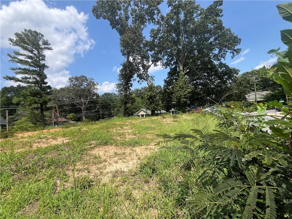 single family residence for sale at 464 Chappell Road, Atlanta, GA 30318 — photo 9