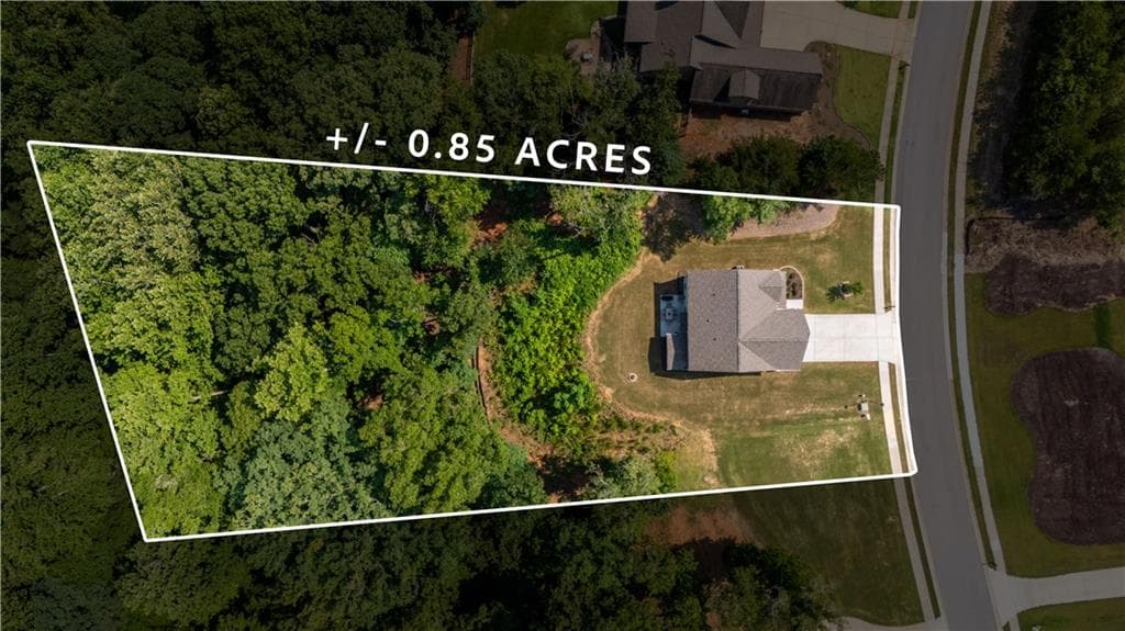 4 bedroom, 4 bathroom, 2,620 sq ft single family residence for sale at 3612 Castoff Court, Gainesville, GA 30506 — photo 7
