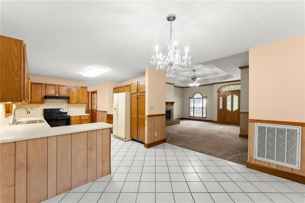 3 bedroom, 4 bathroom, 3,680 sq ft single family residence for sale at 2785 Pilgrim Mill Road, Cumming, GA 30041 — photo 9