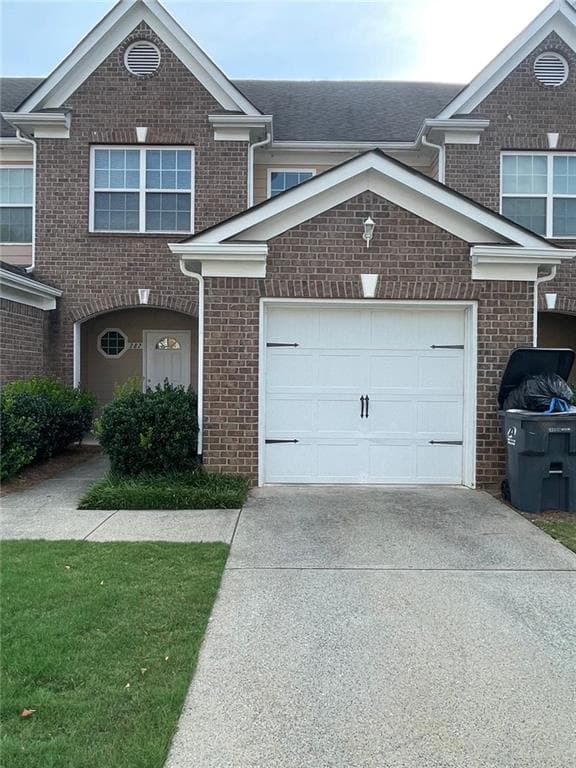 3 bedroom, 3 bathroom, 1,836 sq ft townhouse for rent at 282 Village Drive, Loganville, GA 30052 for $2,100 a month — photo 1 of 31