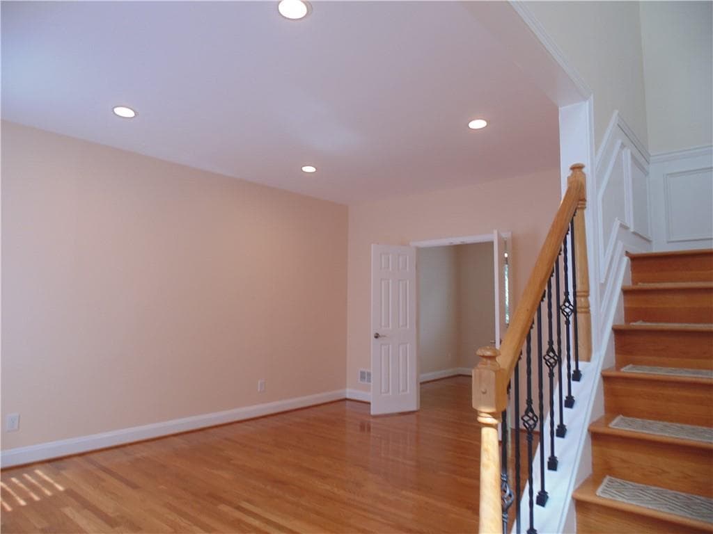 4 bedroom, 3 bathroom, 2,788 sq ft single family residence for rent at 3895 Deauville Way, Cumming, GA 30041 for $3,250 a month — photo 5