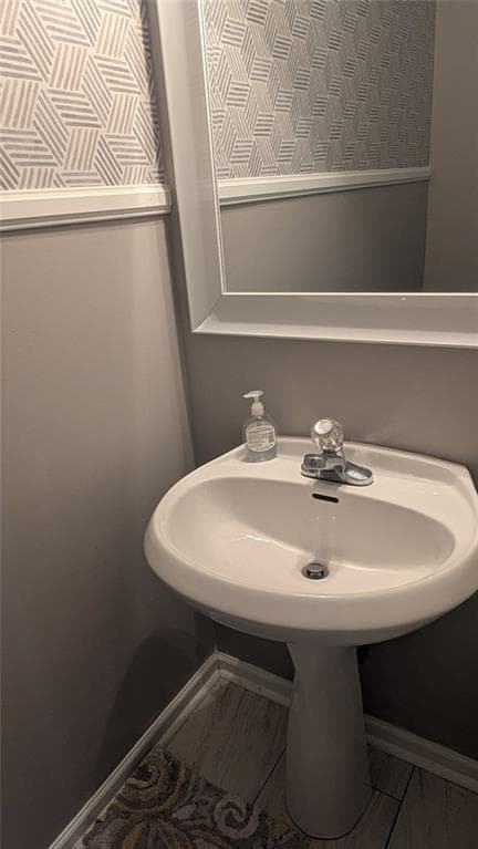 3 bedroom, 4 bathroom, 1,856 sq ft townhouse for sale at 3150 Thorngate Court, Snellville, GA 30078 — photo 4