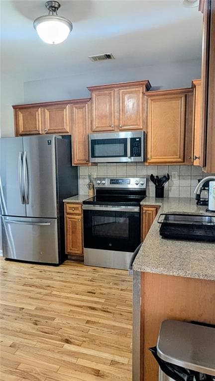 3 bedroom, 4 bathroom, 1,856 sq ft townhouse for sale at 3150 Thorngate Court, Snellville, GA 30078 — photo 5