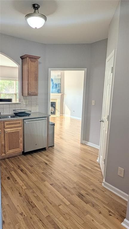 3 bedroom, 4 bathroom, 1,856 sq ft townhouse for sale at 3150 Thorngate Court, Snellville, GA 30078 — photo 6