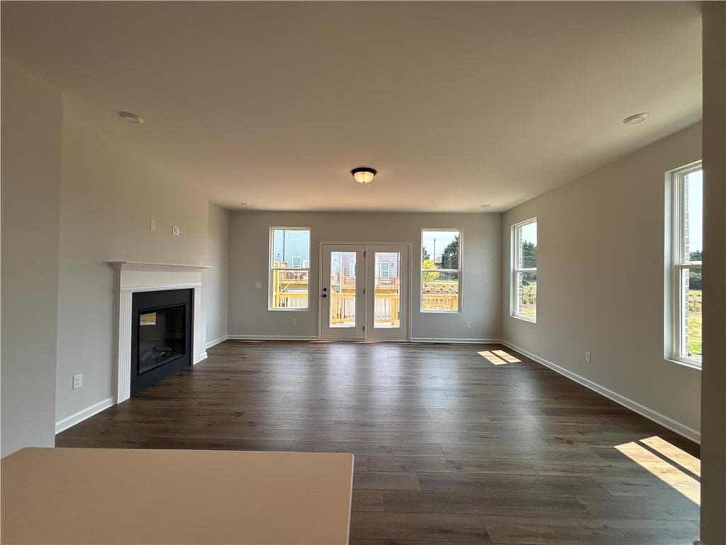 3 bedroom, 4 bathroom, 2,000 sq ft townhouse for rent at 3049 Beacon Bend Crossing, Lawrenceville, GA 30043 for $2,500 a month — photo 4