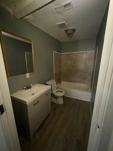 3 bedroom, 2 bathroom, 1,890 sq ft single family residence for sale at 4402 Highland Road, Decatur, GA 30035 — photo 10