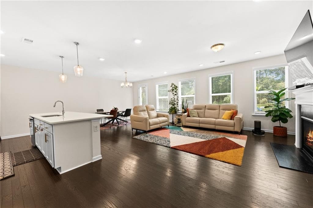 4 bedroom, 3 bathroom, 2,464 sq ft single family residence under contract at 4066 Halton Road, Duluth, GA 30097 — photo 7