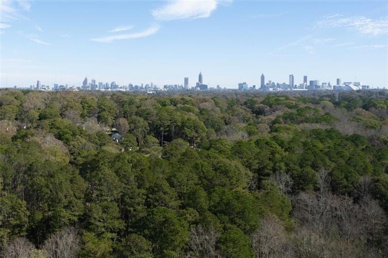 4 bedroom, 2 bathroom, 1,177 sq ft single family residence for sale at 501 Aberdeen Drive, Atlanta, GA 30318 — photo 5