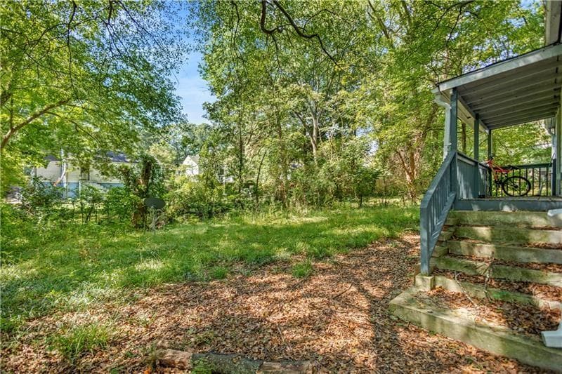 4 bedroom, 2 bathroom, 1,690 sq ft single family residence for sale at 1324 Almont Drive, Atlanta, GA 30310 — photo 5