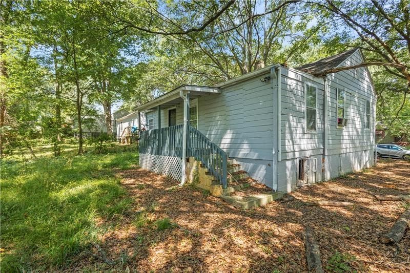 4 bedroom, 2 bathroom, 1,690 sq ft single family residence for sale at 1324 Almont Drive, Atlanta, GA 30310 — photo 7