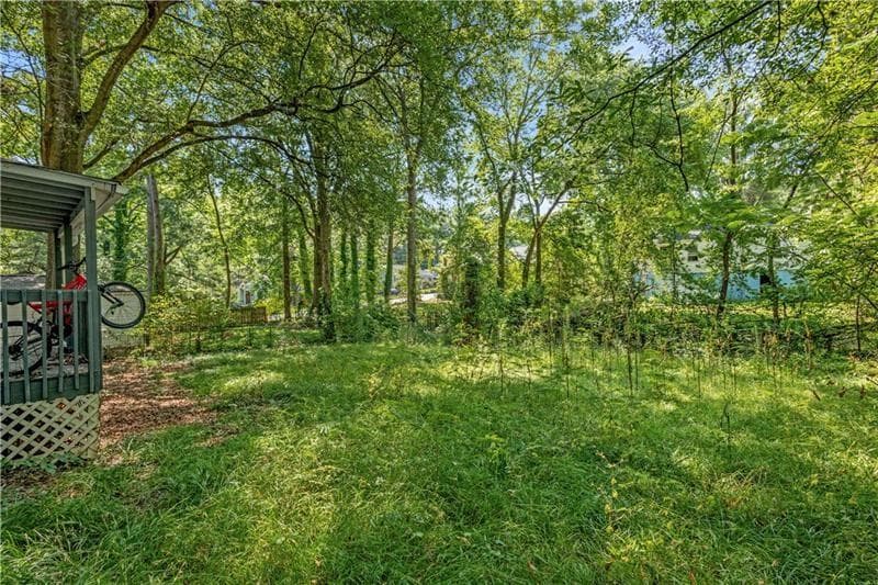 4 bedroom, 2 bathroom, 1,690 sq ft single family residence for sale at 1324 Almont Drive, Atlanta, GA 30310 — photo 9
