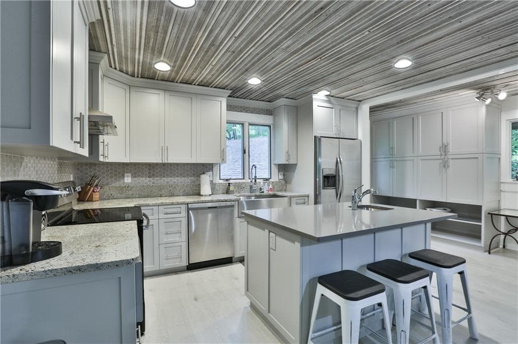 3 bedroom, 3 bathroom, 2,128 sq ft single family residence for sale at 273 Indian Pipe Drive, Big Canoe, GA 30143 — photo 9