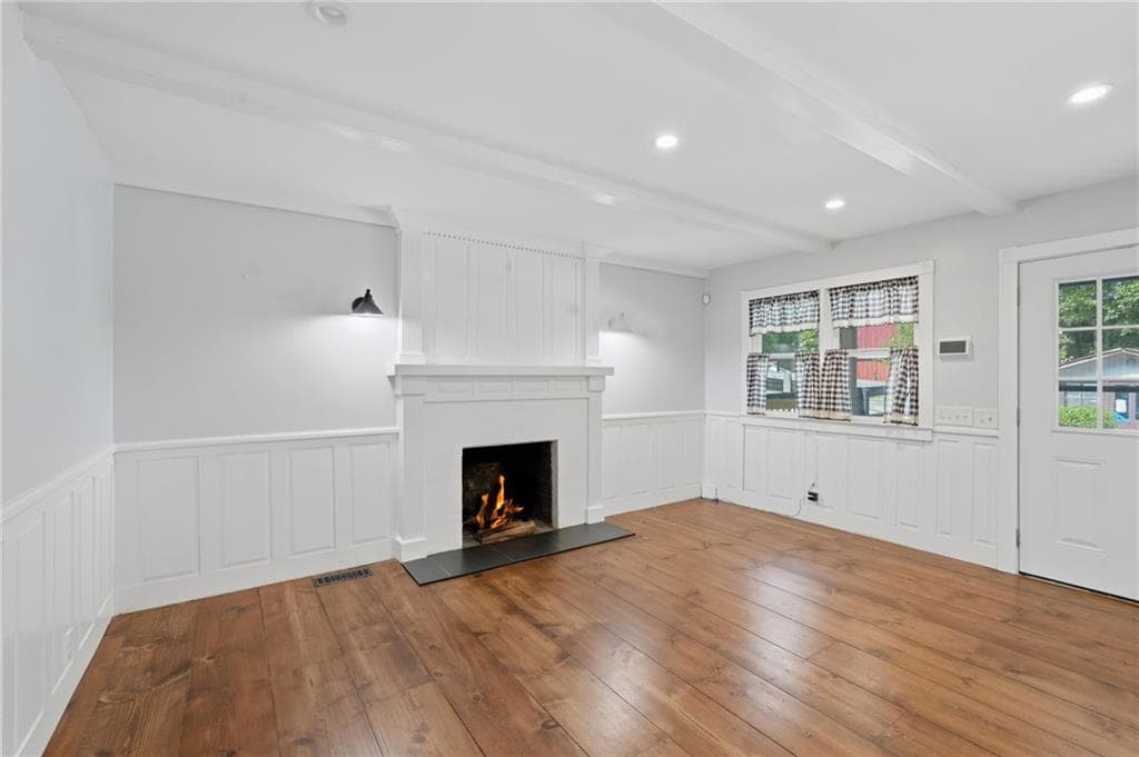 3 bedroom, 3 bathroom, 2,125 sq ft single family residence for sale at 5129 Fourth Colony Drive, Gainesville, GA 30504 — photo 9