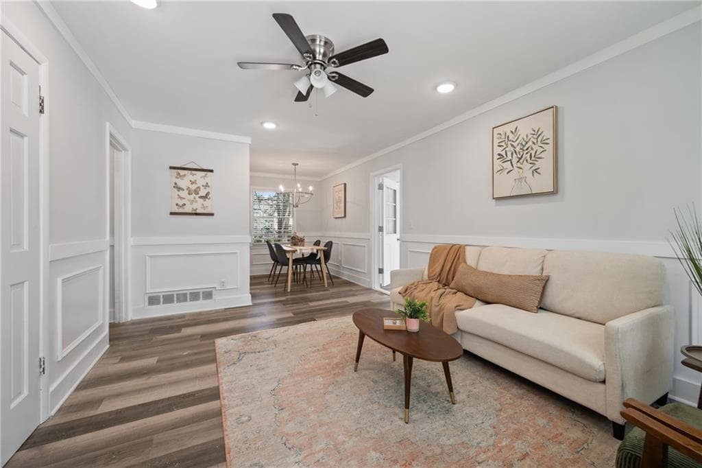 4 bedroom, 2 bathroom, 1,225 sq ft single family residence for rent at 100 Pine Circle, Jonesboro, GA 30236 for $1,200 a month — photo 6