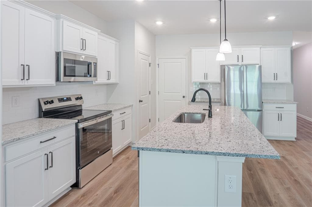 3 bedroom, 3 bathroom, 1,731 sq ft townhouse for rent at 411 Summit View Lane 3, Jasper, GA 30143 for $2,100 a month — photo 4