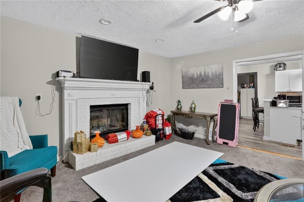6 bedroom, 5 bathroom, 4,260 sq ft single family residence for sale at 2672 Beecher Drive, Austell, GA 30106 — photo 5