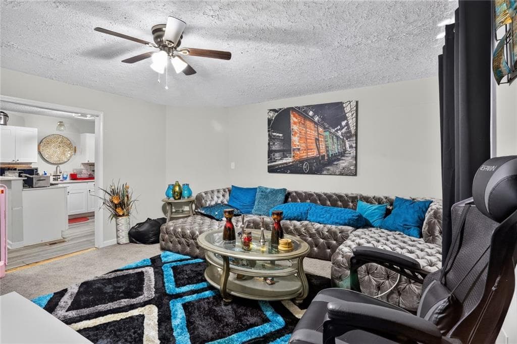 6 bedroom, 5 bathroom, 4,260 sq ft single family residence for sale at 2672 Beecher Drive, Austell, GA 30106 — photo 6