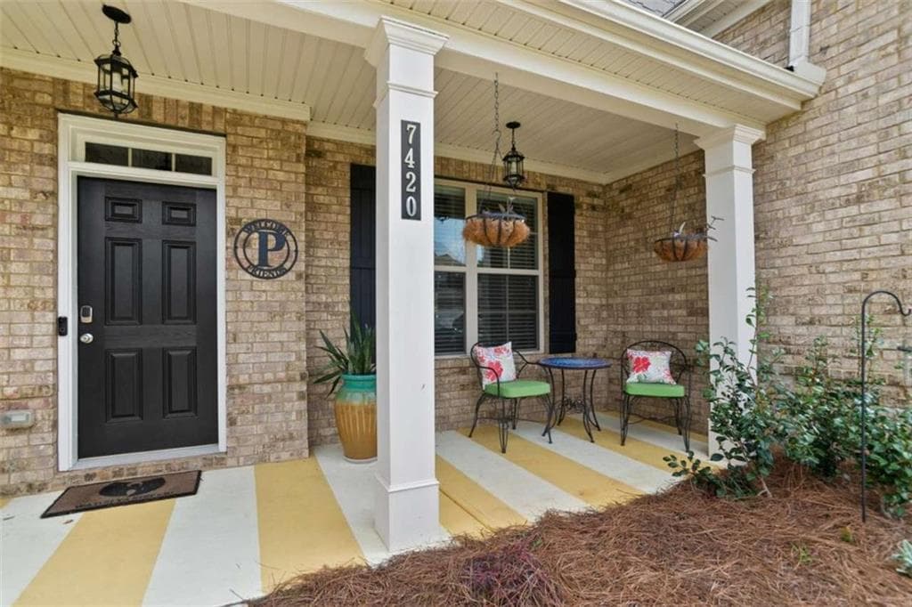 4 bedroom, 3 bathroom, 3,220 sq ft single family residence for sale at 7420 Ansley Park Way, Cumming, GA 30028 — photo 6
