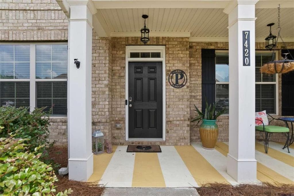 4 bedroom, 3 bathroom, 3,220 sq ft single family residence for sale at 7420 Ansley Park Way, Cumming, GA 30028 — photo 7
