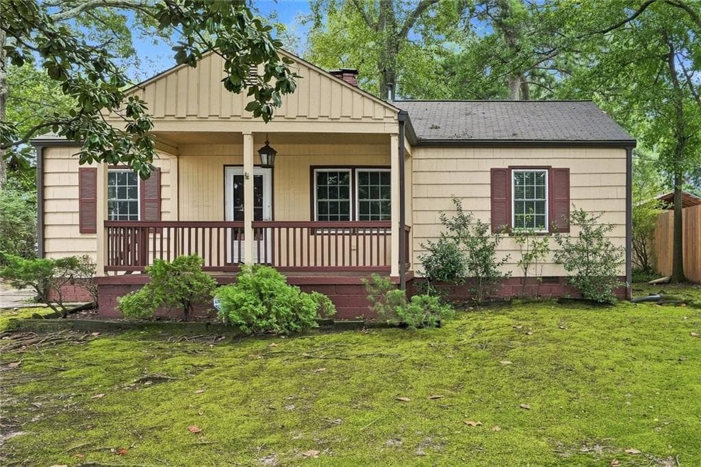 2 bedroom, 1 bathroom, 1,120 sq ft single family residence sold at 1951 Dresden Drive, Atlanta, GA 30319