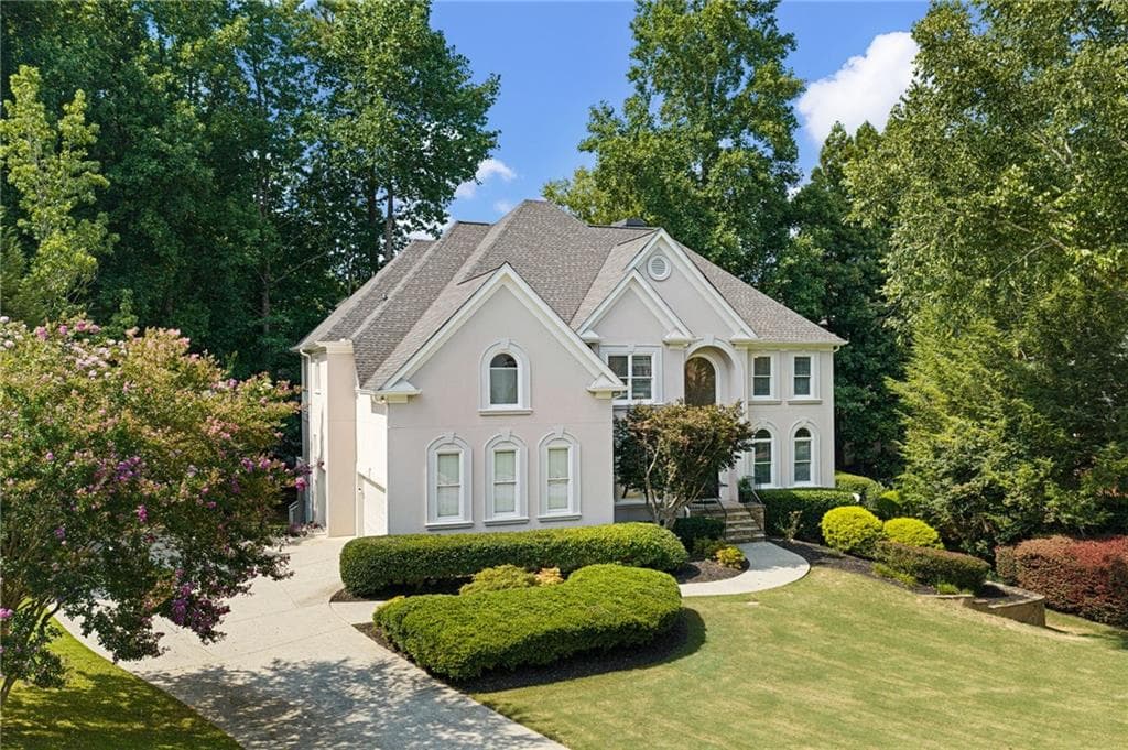 5 bedroom, 6 bathroom, 4,424 sq ft single family residence for sale at 765 Falls Landing Court, Alpharetta, GA 30022 — photo 10