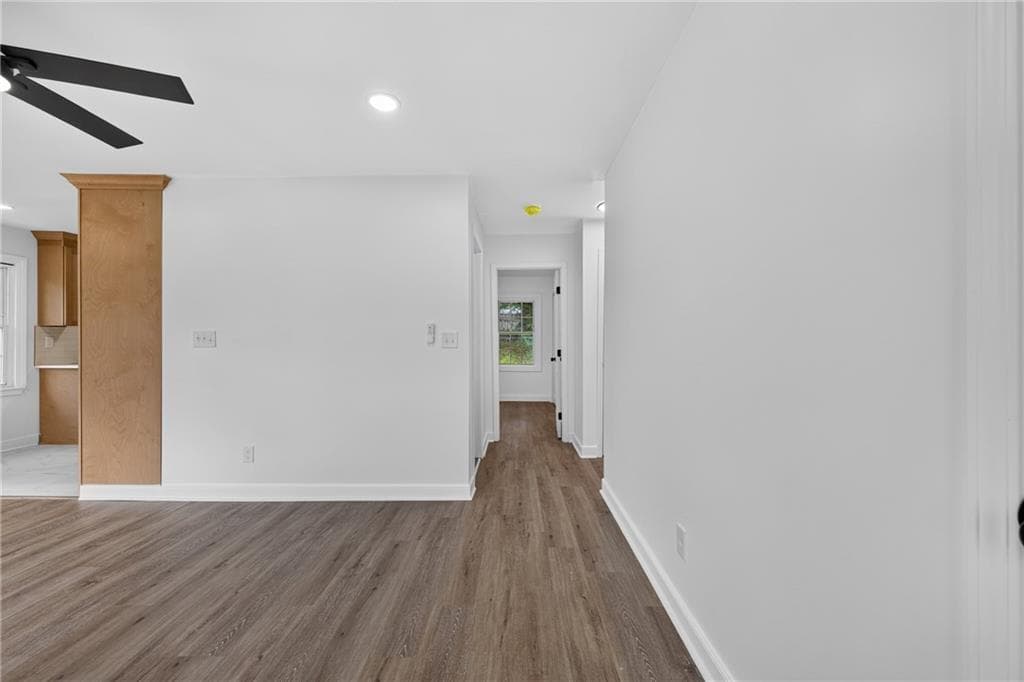 3 bedroom, 2 bathroom, 1,028 sq ft single family residence for sale at 2027 Hilburn Drive, Atlanta, GA 30316 — photo 4