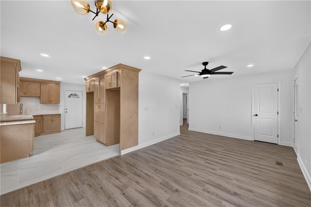 3 bedroom, 2 bathroom, 1,028 sq ft single family residence for sale at 2027 Hilburn Drive, Atlanta, GA 30316 — photo 8