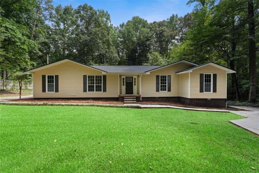 3 bedroom, 2 bathroom, 1,808 sq ft single family residence for sale at 419 Marcella Avenue, Sharpsburg, GA 30277