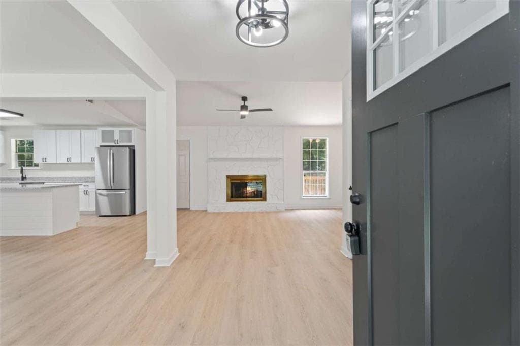 3 bedroom, 2 bathroom, 1,808 sq ft single family residence for sale at 419 Marcella Avenue, Sharpsburg, GA 30277 — photo 4