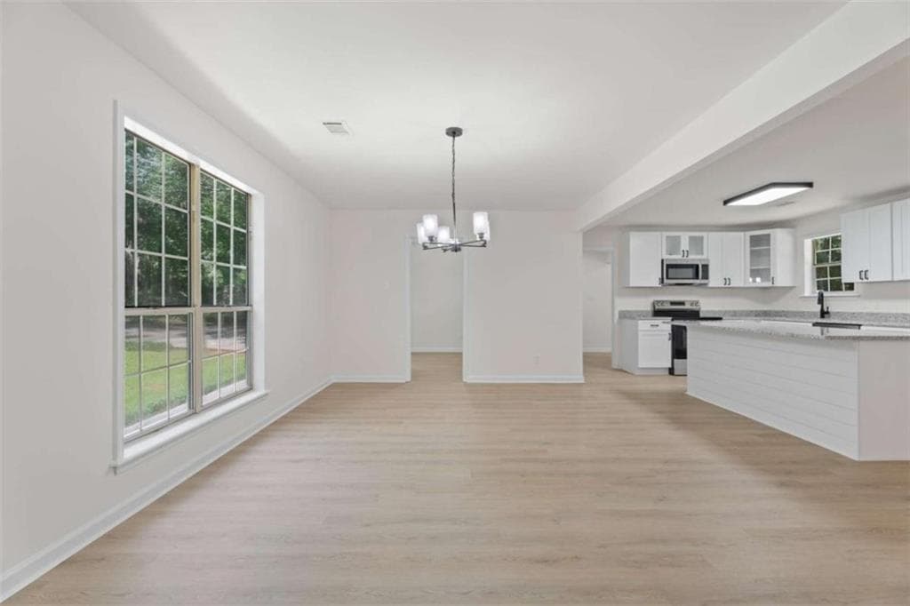 3 bedroom, 2 bathroom, 1,808 sq ft single family residence for sale at 419 Marcella Avenue, Sharpsburg, GA 30277 — photo 6