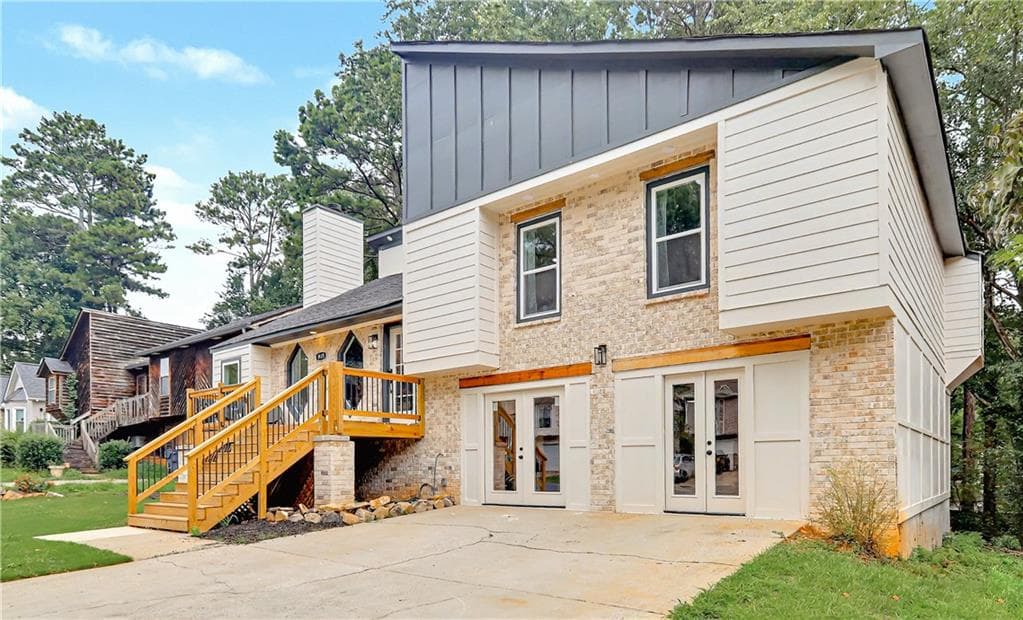 5 bedroom, 3 bathroom, 3,364 sq ft single family residence under contract at 1415 Brookcrest Street, Lawrenceville, GA 30044