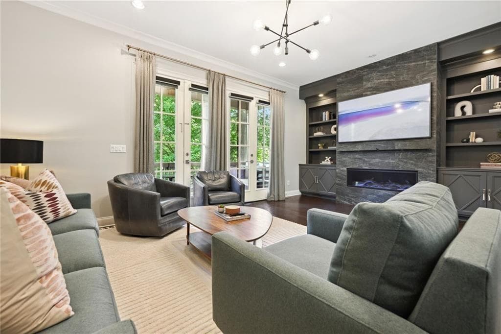 4 bedroom, 4 bathroom, 2,757 sq ft townhouse sold at 805 Corduroy Lane 13, Atlanta, GA 30312
