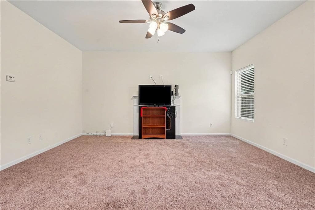 4 bedroom, 3 bathroom, 2,040 sq ft single family residence for sale at 388 Pinnacle Drive, Winder, GA 30680 — photo 4