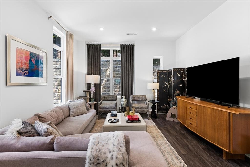 2 bedroom, 3 bathroom, 1,534 sq ft townhouse for sale at 720 Eloise Way, Atlanta, GA 30312 — photo 6