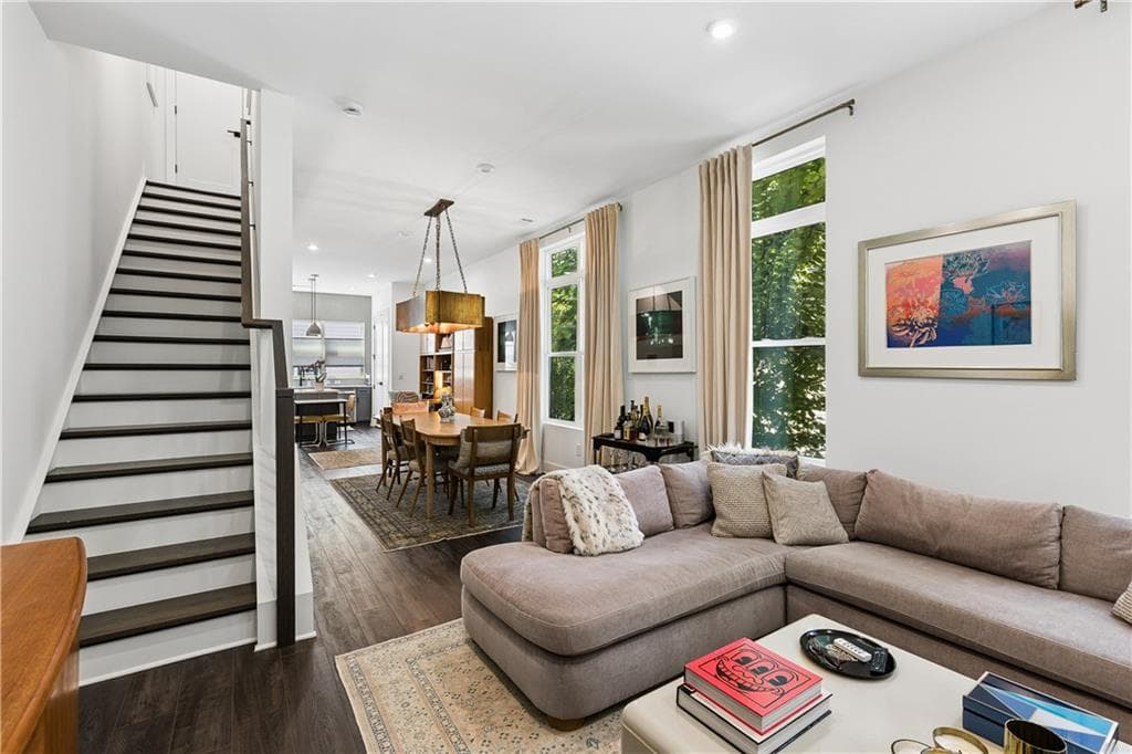 2 bedroom, 3 bathroom, 1,534 sq ft townhouse for sale at 720 Eloise Way, Atlanta, GA 30312 — photo 8