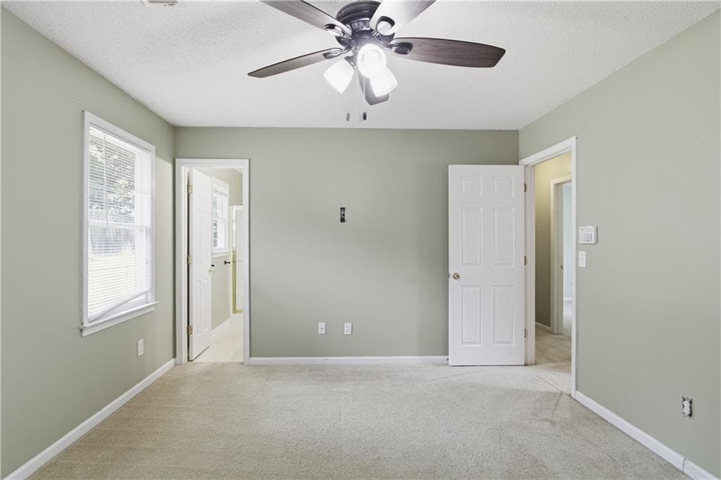 3 bedroom, 2 bathroom, 1,242 sq ft single family residence for sale at 52 Echota Road, Cartersville, GA 30121 — photo 4