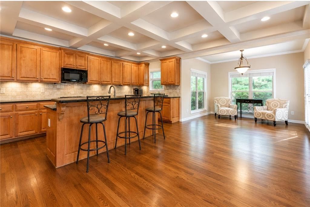 7 bedroom, 6 bathroom, 5,926 sq ft single family residence for sale at 3459 Lake Mill Road, Buford, GA 30519 — photo 6