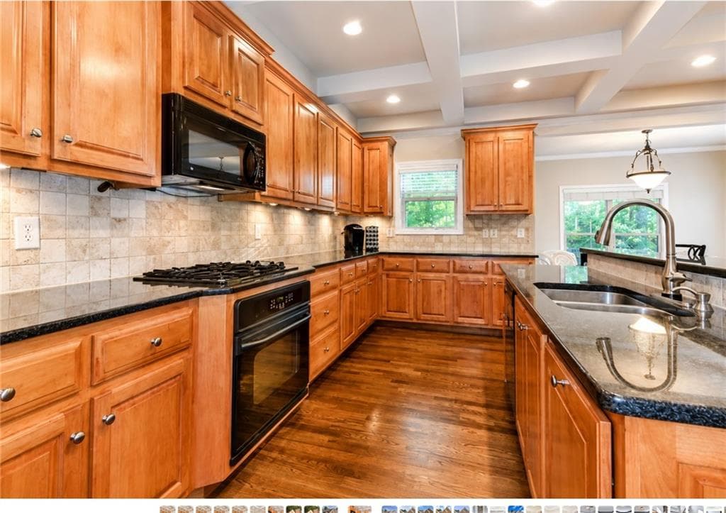 7 bedroom, 6 bathroom, 5,926 sq ft single family residence for sale at 3459 Lake Mill Road, Buford, GA 30519 — photo 8