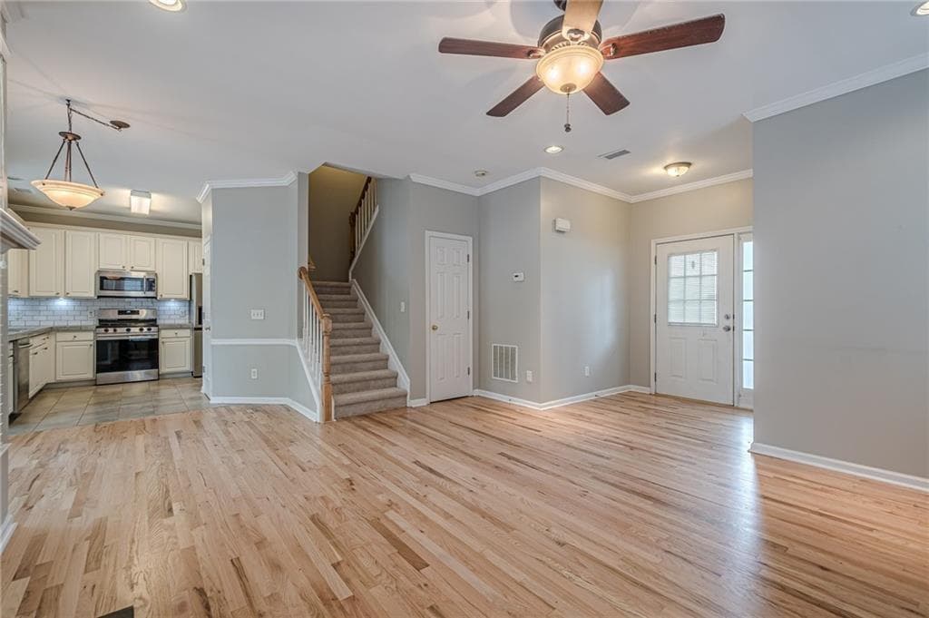 3 bedroom, 3 bathroom, 1,476 sq ft single family residence for rent at 720 Gardenside Circle, Marietta, GA 30067 for $2,750 a month — photo 3