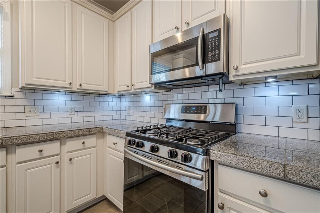 3 bedroom, 3 bathroom, 1,476 sq ft single family residence for rent at 720 Gardenside Circle, Marietta, GA 30067 for $2,750 a month — photo 7
