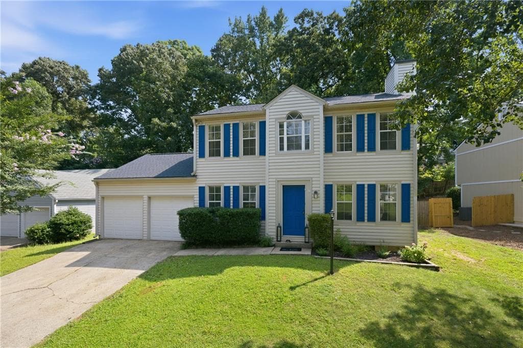 3 bedroom, 3 bathroom, 1,640 sq ft single family residence for sale at 1816 Crescent Hill Drive, Acworth, GA 30102