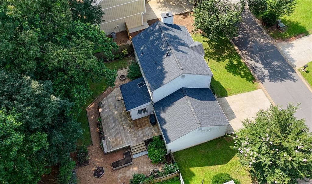 3 bedroom, 3 bathroom, 1,640 sq ft single family residence for sale at 1816 Crescent Hill Drive, Acworth, GA 30102 — photo 6