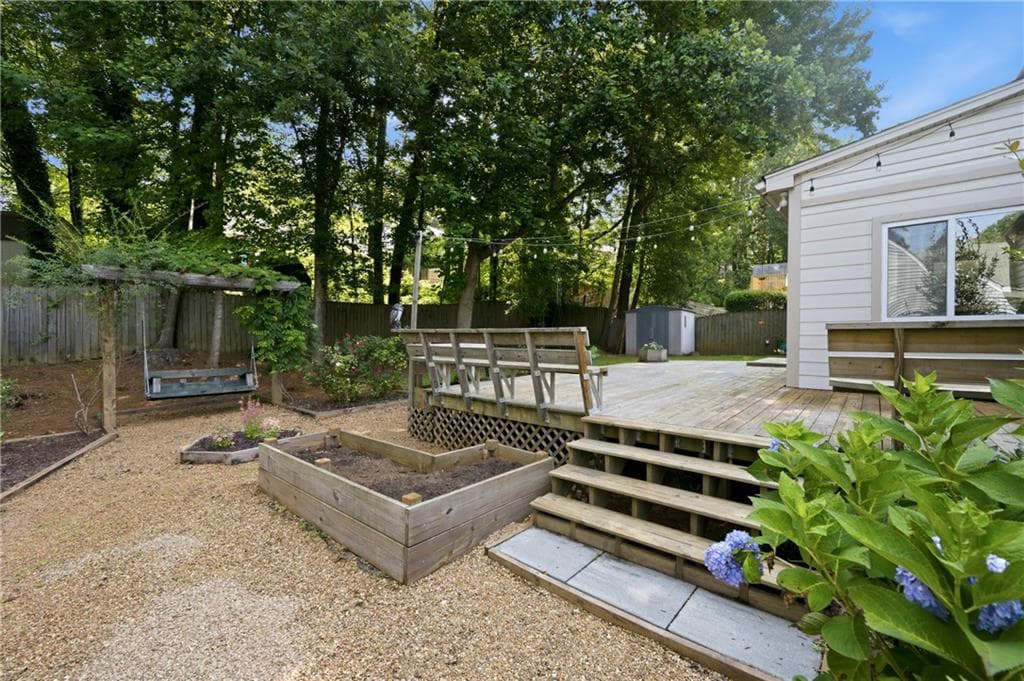 3 bedroom, 3 bathroom, 1,640 sq ft single family residence for sale at 1816 Crescent Hill Drive, Acworth, GA 30102 — photo 7