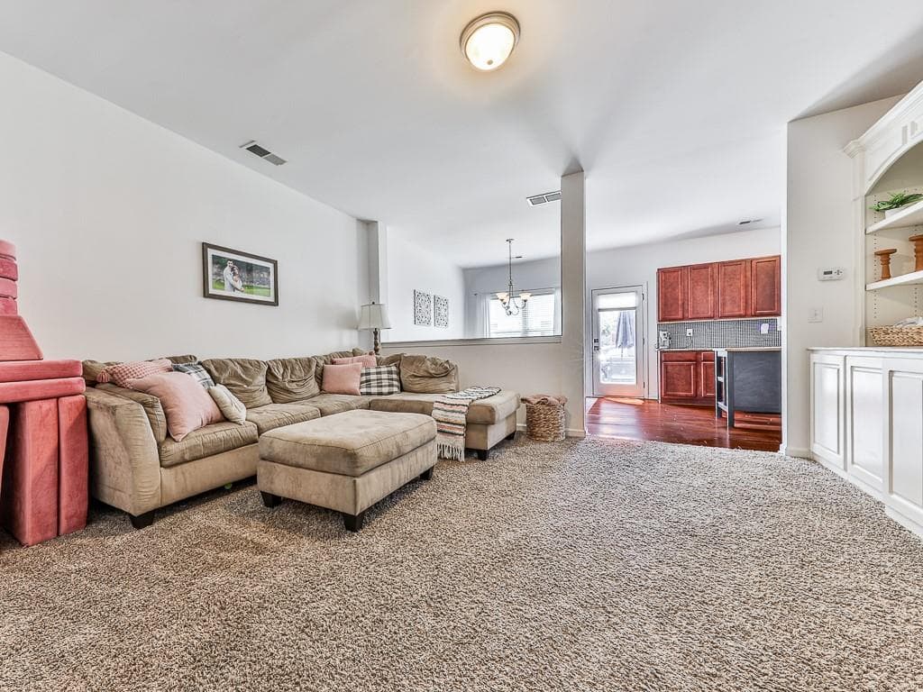 3 bedroom, 3 bathroom, 1,968 sq ft townhouse for sale at 3353 Blue Springs Walk, Kennesaw, GA 30144 — photo 6