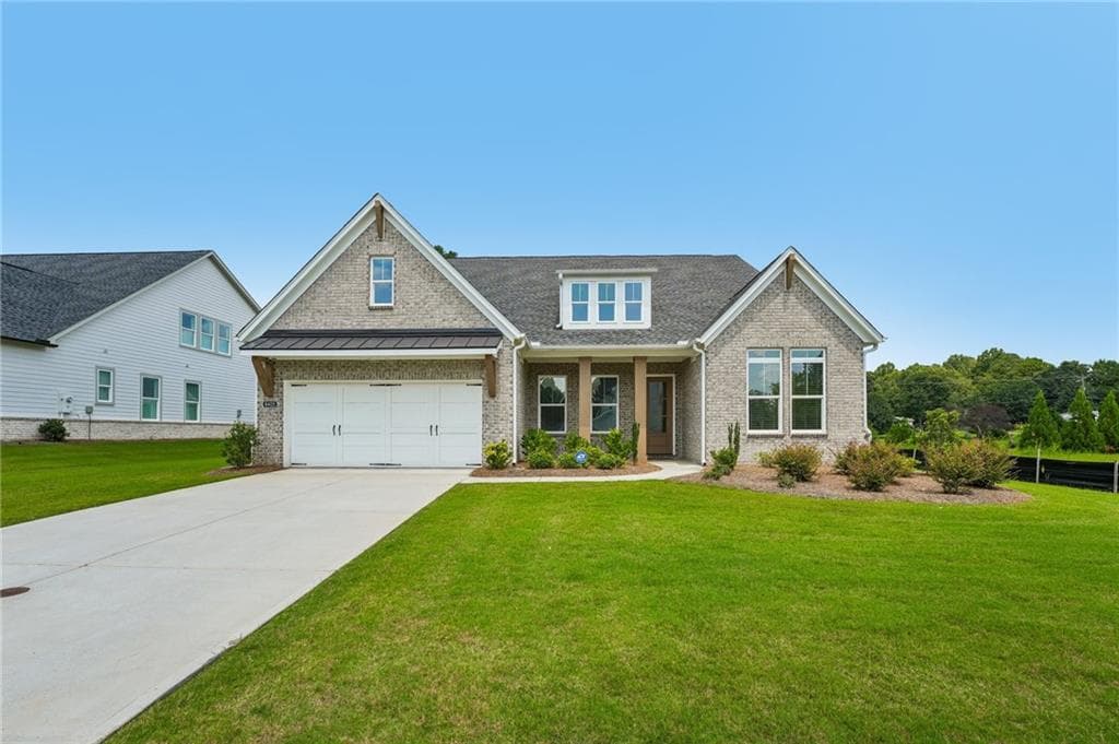 3 bedroom, 3 bathroom, 2,646 sq ft single family residence for sale at 6405 Wallace Farms Drive, Cumming, GA 30028 — photo 2