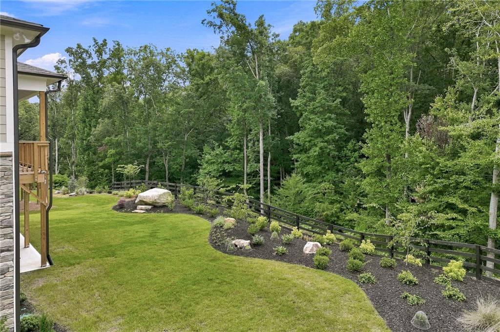 3 bedroom, 2 bathroom, 2,416 sq ft single family residence for sale at 7012 Cottage Grove Drive, Flowery Branch, GA 30542 — photo 10