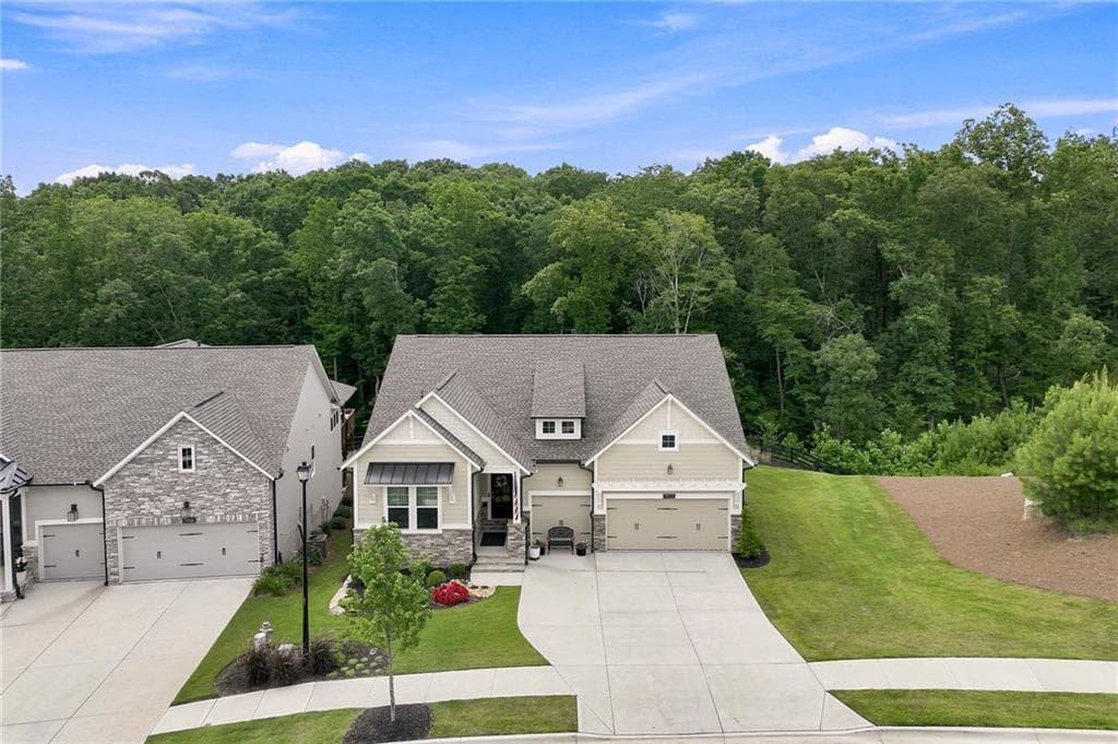 3 bedroom, 2 bathroom, 2,416 sq ft single family residence for sale at 7012 Cottage Grove Drive, Flowery Branch, GA 30542 — photo 7