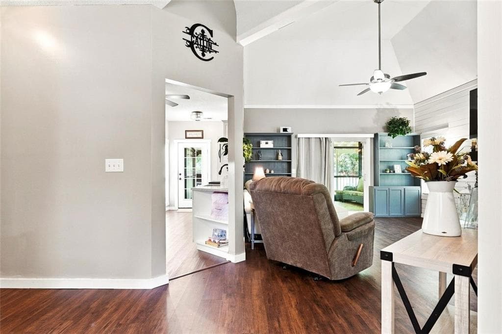 3 bedroom, 2 bathroom, 1,423 sq ft single family residence under contract at 142 Laurel Creek Court, Carrollton, GA 30117 — photo 6